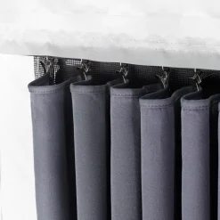 Thule Curtains