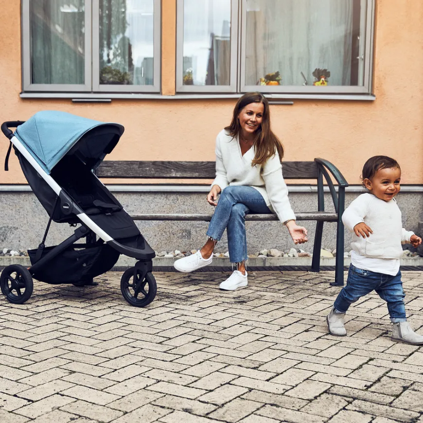 Thule Spring travel system bundle